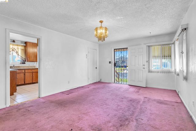 142 S 42nd Street, Richmond, CA 94804