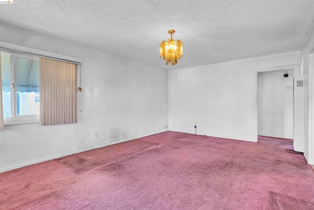 142 S 42nd Street, Richmond, CA 94804