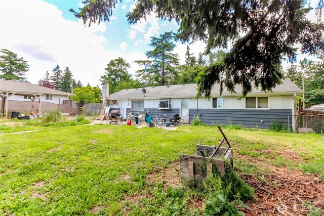 7130 Bentley Road E, Puyallup, WA 98371