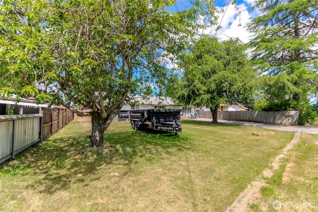 7130 Bentley Road E, Puyallup, WA 98371