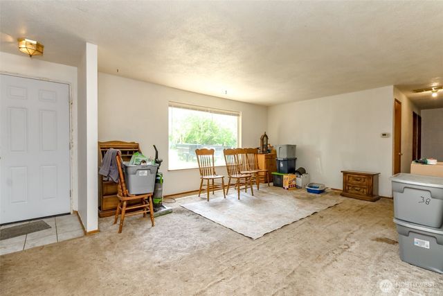 7130 Bentley Road E, Puyallup, WA 98371
