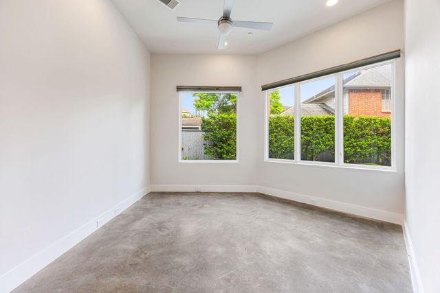 1942 W Clay Street, Houston, TX 77019