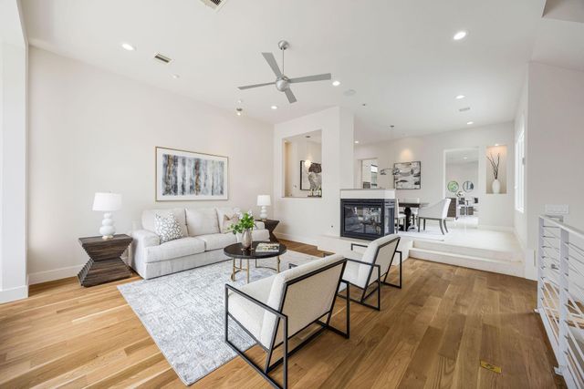 1942 W Clay Street, Houston, TX 77019