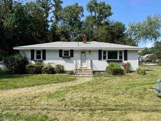 2 Kimball Terrace, Danville, NH 03819