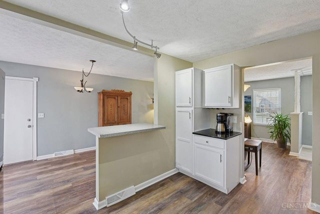 5276 Chateau Way, Fairfield, OH 45014