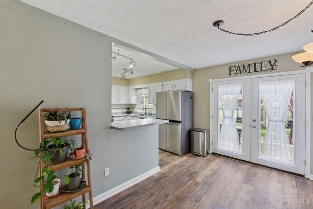 5276 Chateau Way, Fairfield, OH 45014