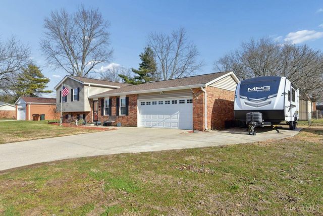 5276 Chateau Way, Fairfield, OH 45014