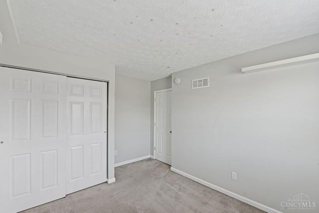 5276 Chateau Way, Fairfield, OH 45014