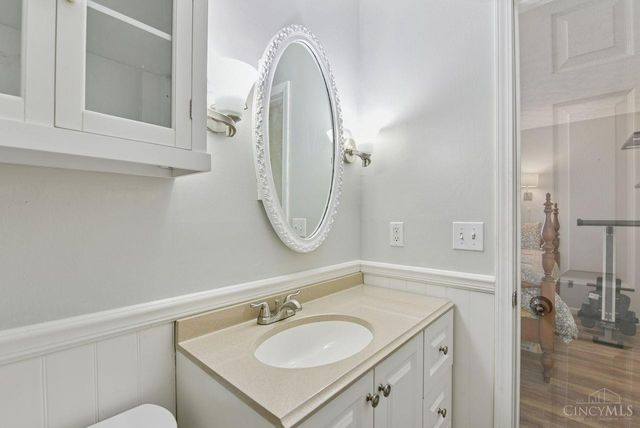 5276 Chateau Way, Fairfield, OH 45014