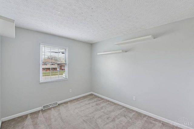 5276 Chateau Way, Fairfield, OH 45014