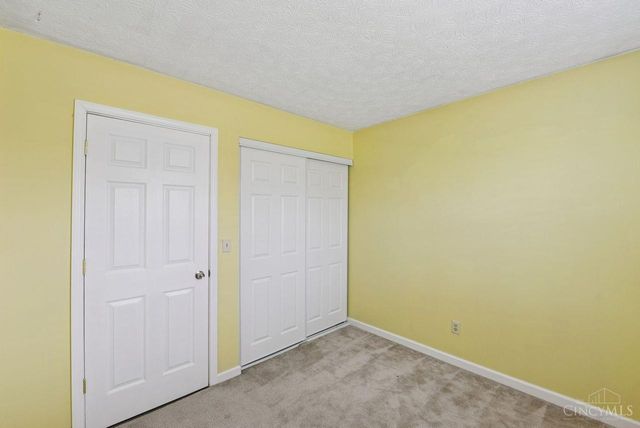 5276 Chateau Way, Fairfield, OH 45014