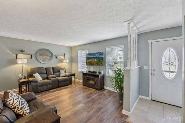 5276 Chateau Way, Fairfield, OH 45014