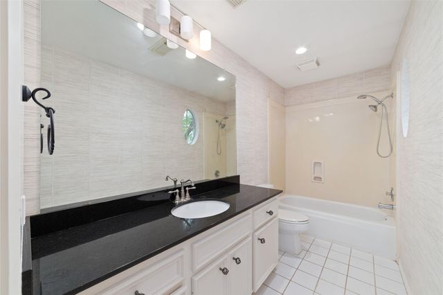 12155 Auburn Hills Drive, Tomball, TX 77377