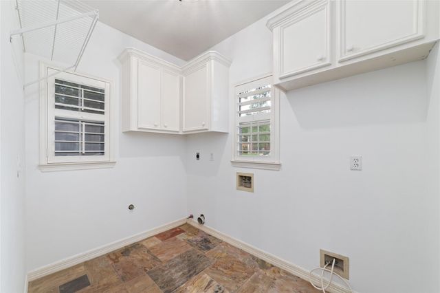 12155 Auburn Hills Drive, Tomball, TX 77377