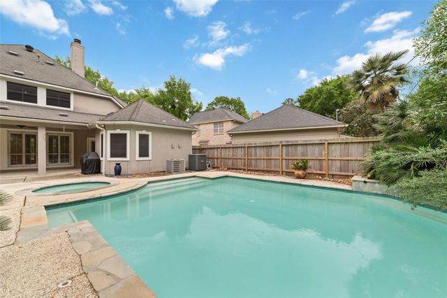 12155 Auburn Hills Drive, Tomball, TX 77377