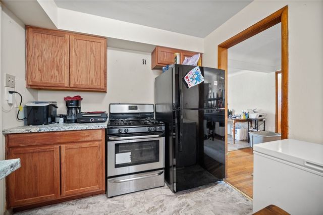 1534 Grant Street, N Braddock, PA 15104