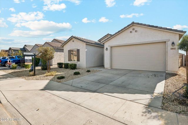 10833 W CHIPMAN Road, Tolleson, AZ 85353