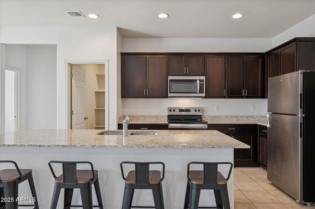 10833 W CHIPMAN Road, Tolleson, AZ 85353