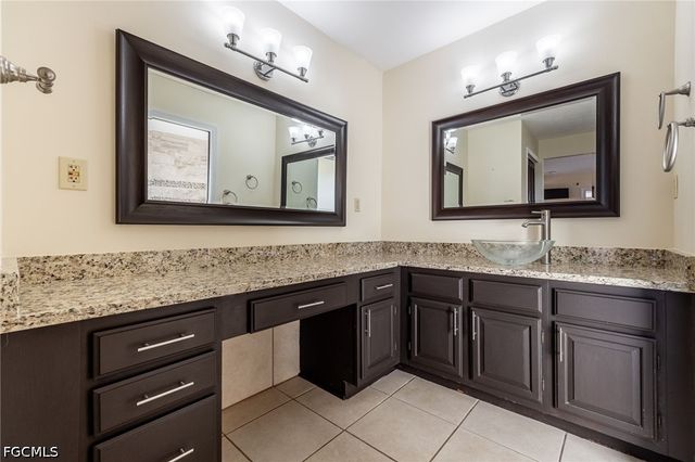 550 Caloosa Estates DR, Labelle, FL 33935