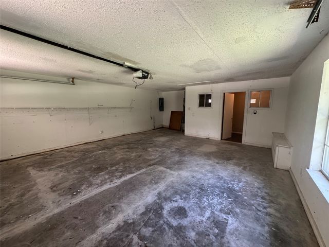 512 E Willow Lane, Princeton, TX 75407