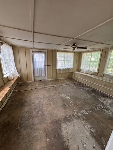 512 E Willow Lane, Princeton, TX 75407