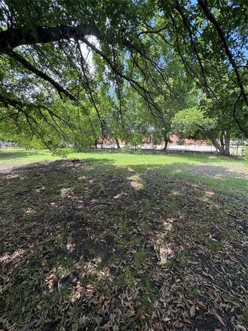 512 E Willow Lane, Princeton, TX 75407