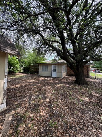 512 E Willow Lane, Princeton, TX 75407
