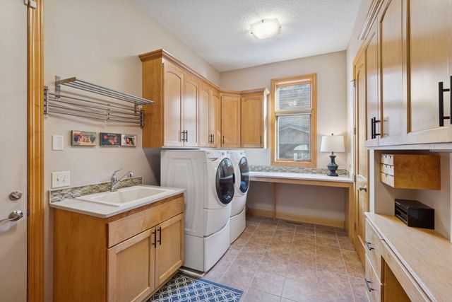 4743 Island View Drive, Mound, MN 55364