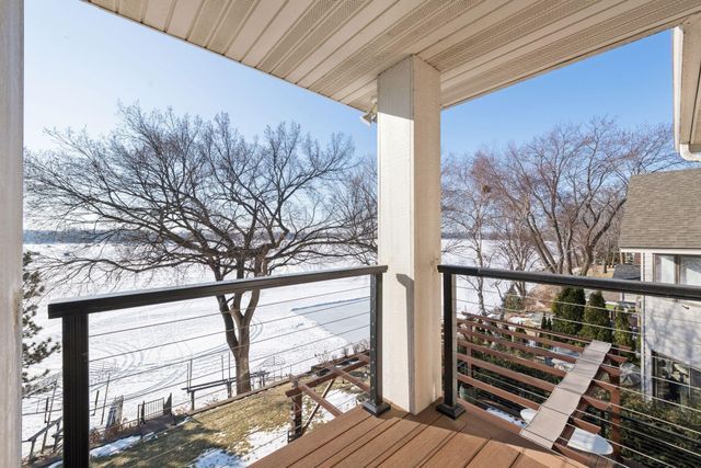 4743 Island View Drive, Mound, MN 55364