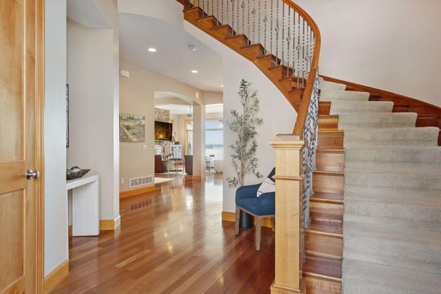 4743 Island View Drive, Mound, MN 55364