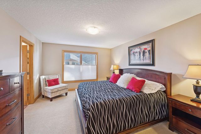 4743 Island View Drive, Mound, MN 55364