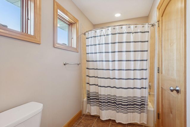 4743 Island View Drive, Mound, MN 55364