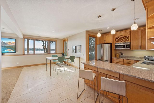 4743 Island View Drive, Mound, MN 55364