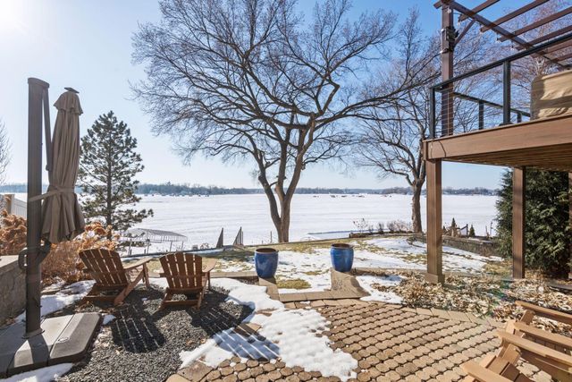 4743 Island View Drive, Mound, MN 55364