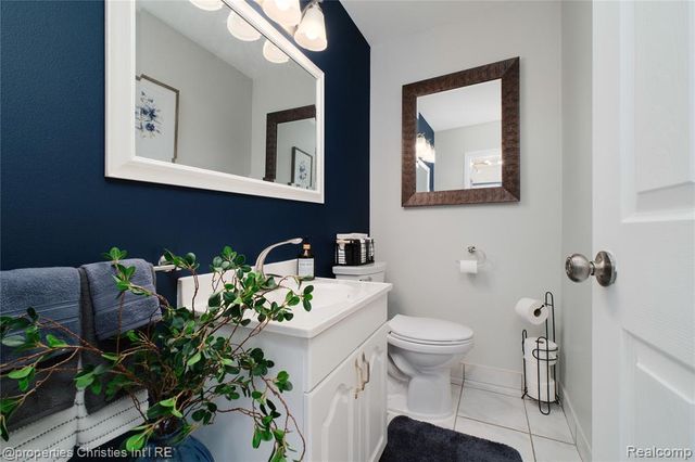 32234 Lancaster Drive, Warren, MI 48088