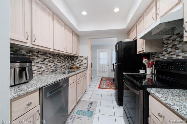 32234 Lancaster Drive, Warren, MI 48088