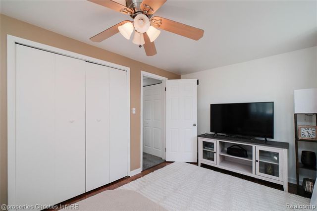 32234 Lancaster Drive, Warren, MI 48088