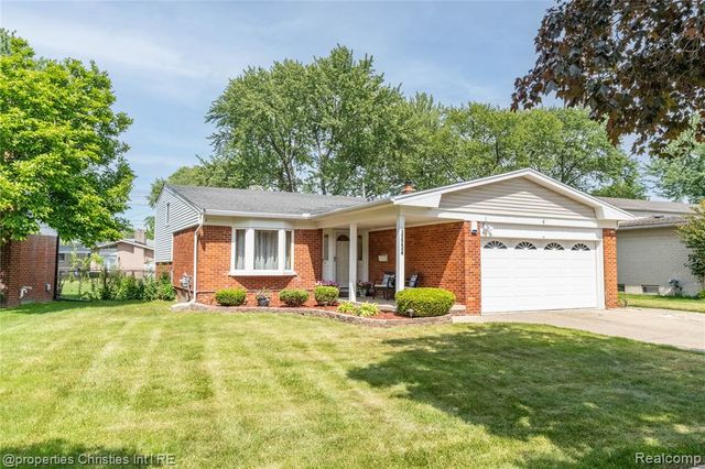 32234 Lancaster Drive, Warren, MI 48088