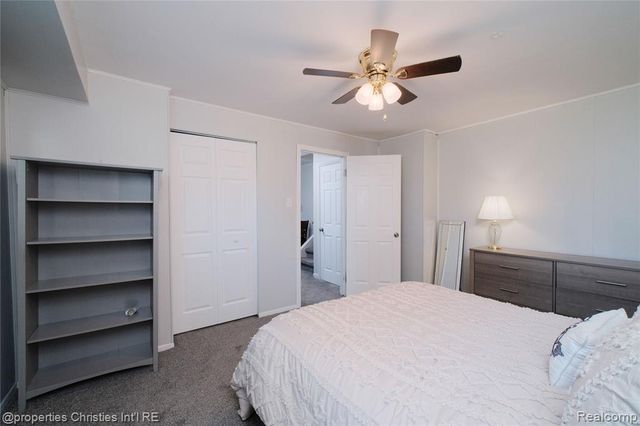 32234 Lancaster Drive, Warren, MI 48088