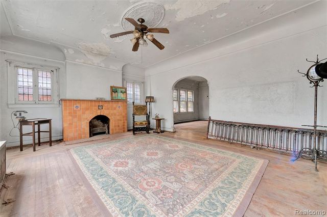 16160 La Salle Avenue, Detroit, MI 48221