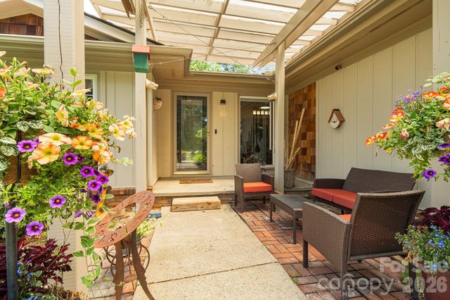 43 Chadwick Wade Drive, Asheville, NC 28804