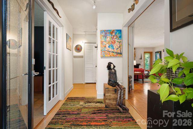43 Chadwick Wade Drive, Asheville, NC 28804