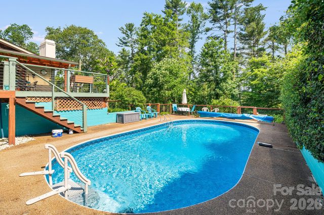 43 Chadwick Wade Drive, Asheville, NC 28804