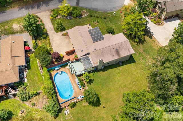 43 Chadwick Wade Drive, Asheville, NC 28804