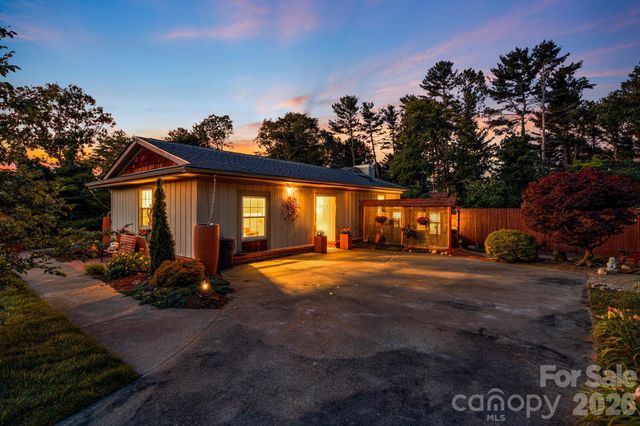 43 Chadwick Wade Drive, Asheville, NC 28804