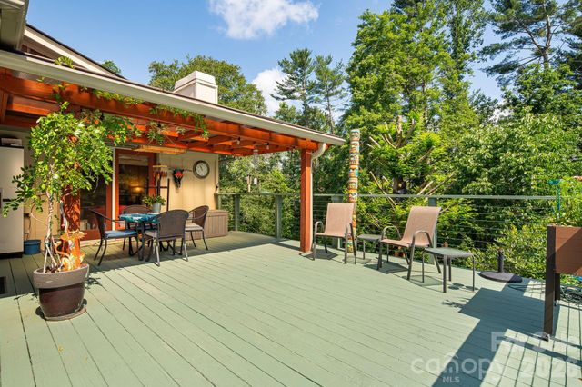 43 Chadwick Wade Drive, Asheville, NC 28804