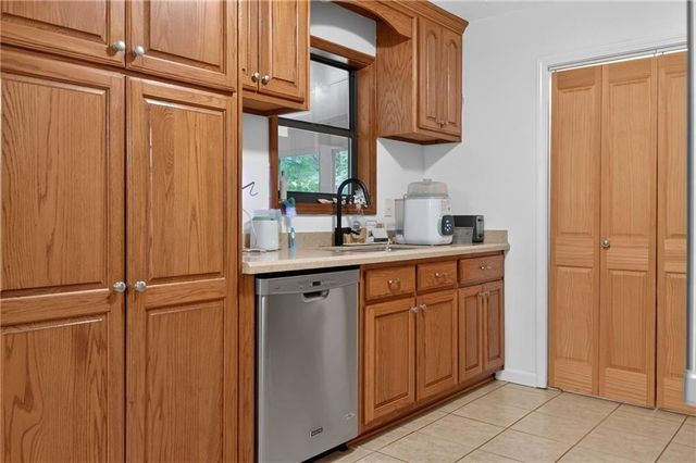 182 Highland Drive, Hiram, GA 30141
