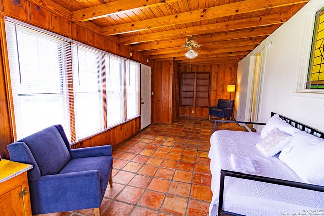 803 N Buchanan, Beeville, TX 78102