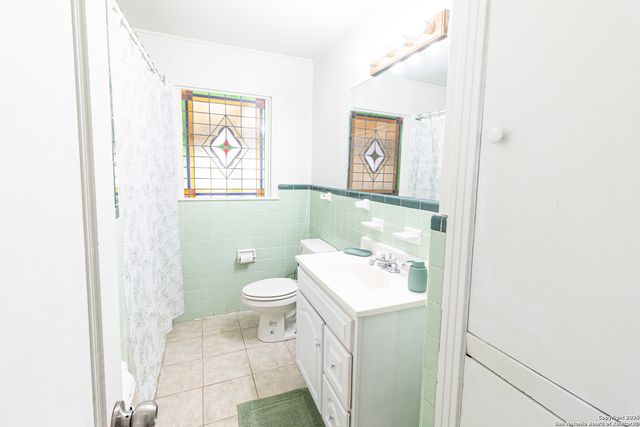 803 N Buchanan, Beeville, TX 78102