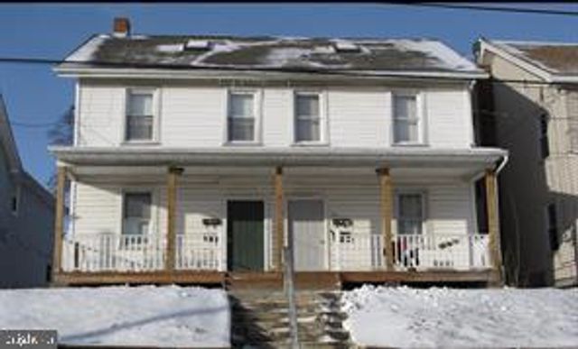 326 W BROAD ST, Tamaqua, PA 18252